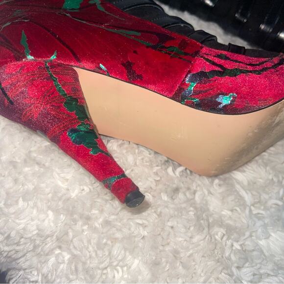 Privileged Joost Velvet Bootie - Picture 6 of 14